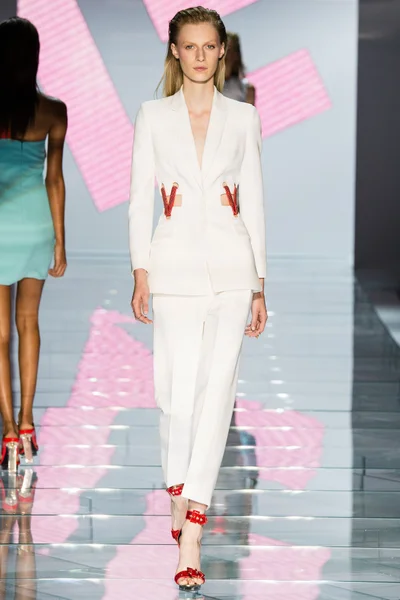 Look 36